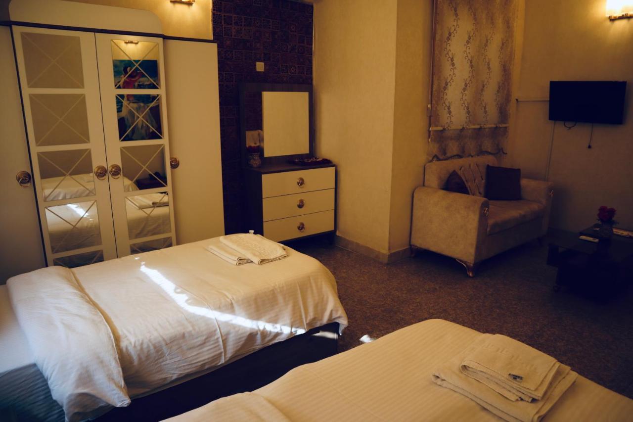 Italian House Hotel Baghdād Ngoại thất bức ảnh